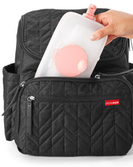 Grab & Go Snug Seal Wipes Case